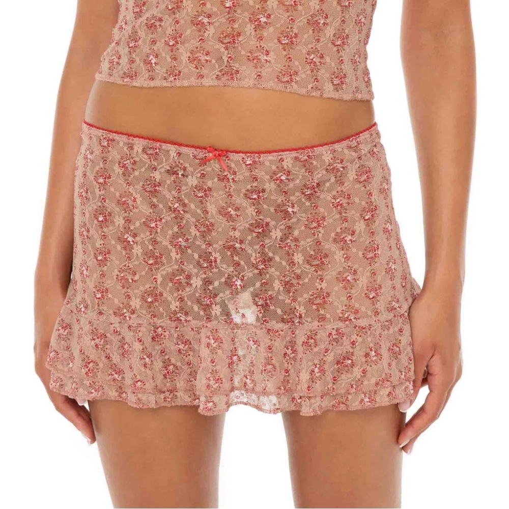 ARE YOU AM I Pink Lace Mini Skirt